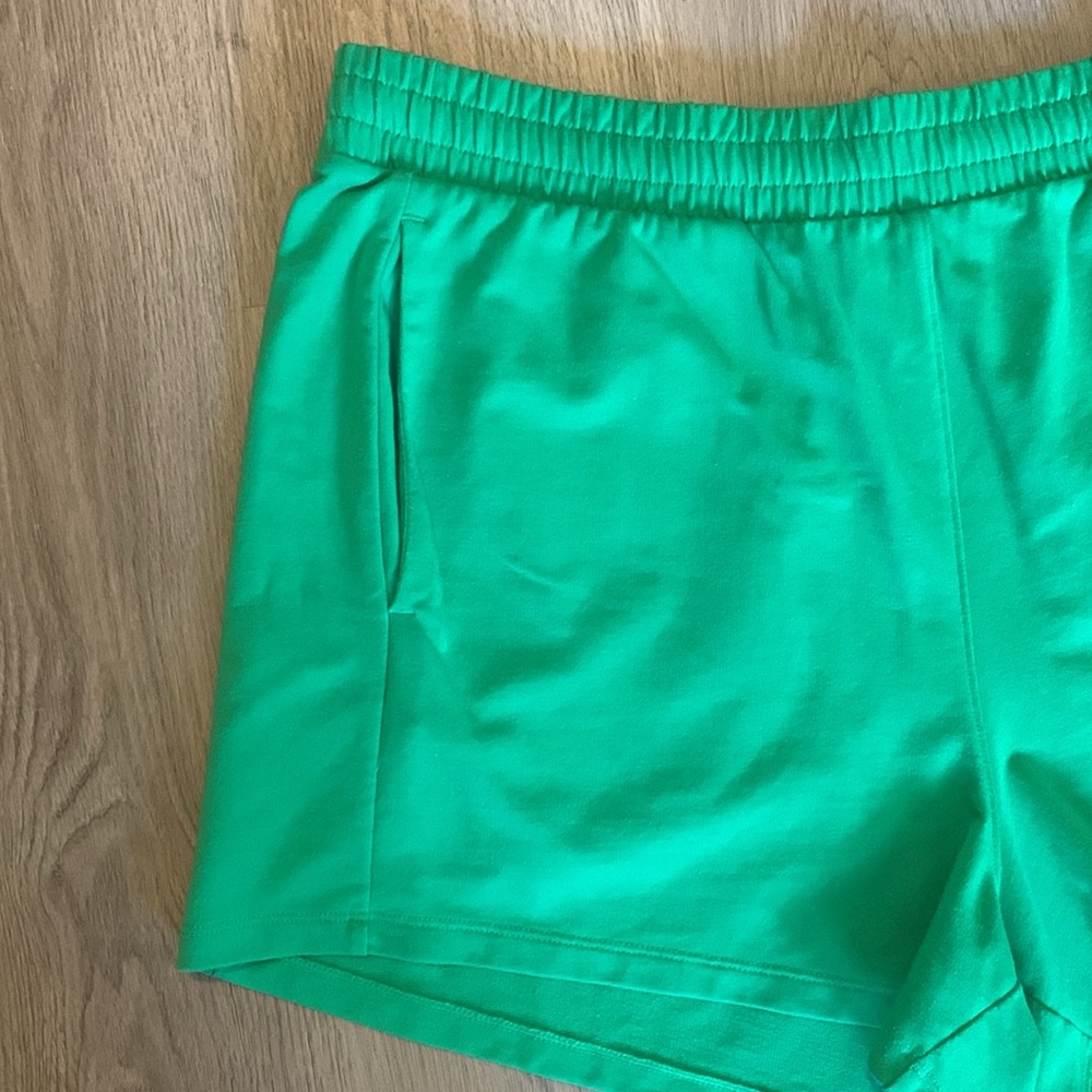 All In Motion Shorts - Picture 2 of 5